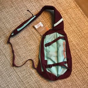 Patagonia Atom Sling 8L Vjosa Green NWT